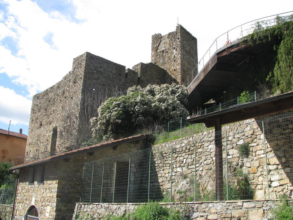 Casa Med Holiday Home Isolabona Exteriér fotografie